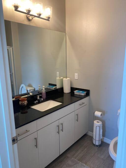 Spacious Getaway Near Utrgv Edinburg Exterior photo